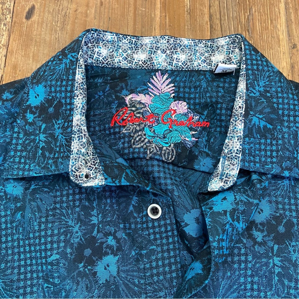 ROBERT GRAHAM Men's Blue Floral Shirt Medium - Picture 2 of 6